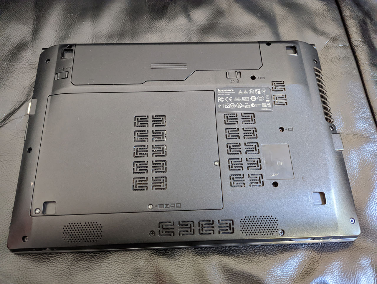 Lenovo V370 13 дюймов в хорошем состоянии