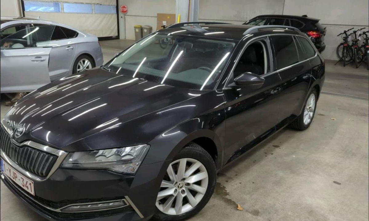 Skoda Superb foto 0