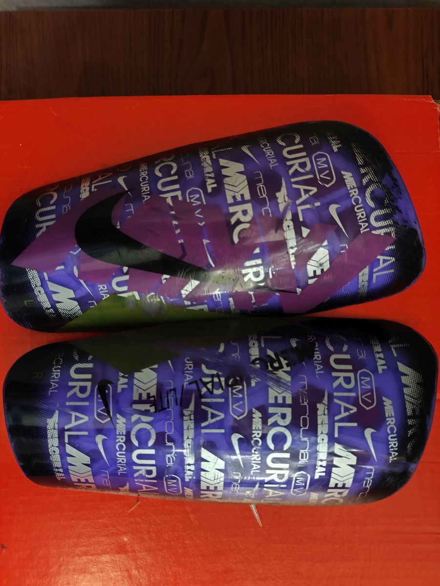 Щитки футбольные Nike Mercurial Lite CR7 foto 0