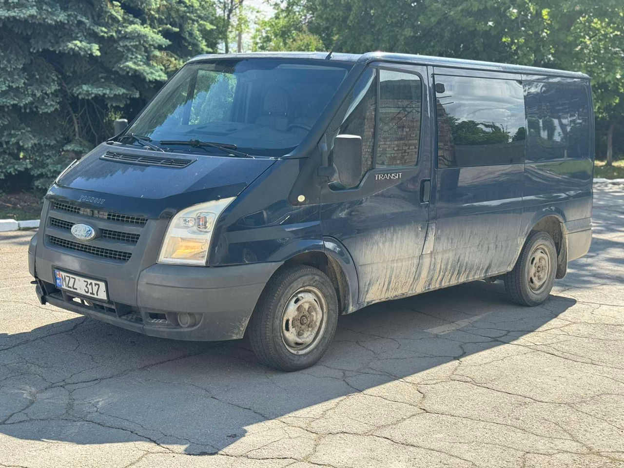 Ford Transit foto 2