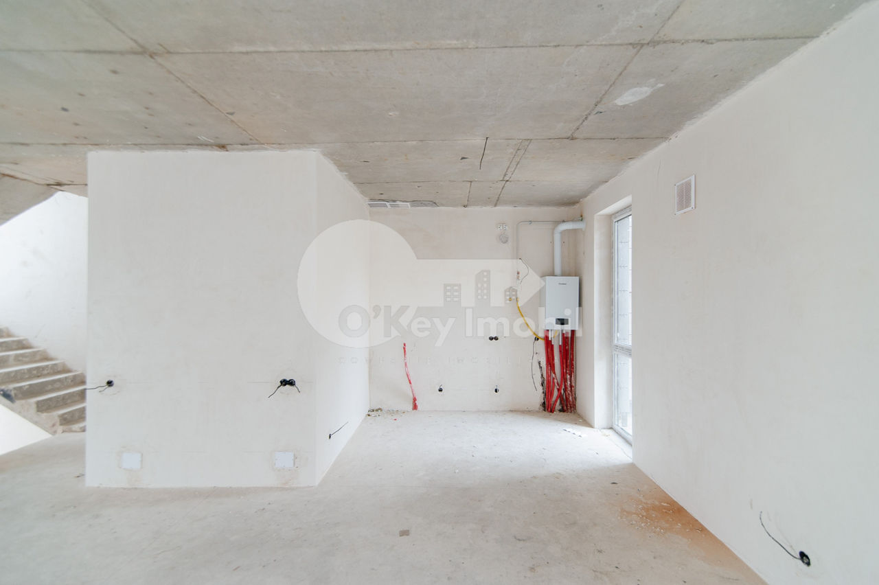 Townhouse cu 3 nivele, 290 mp, Botanica, 210000 € foto 5