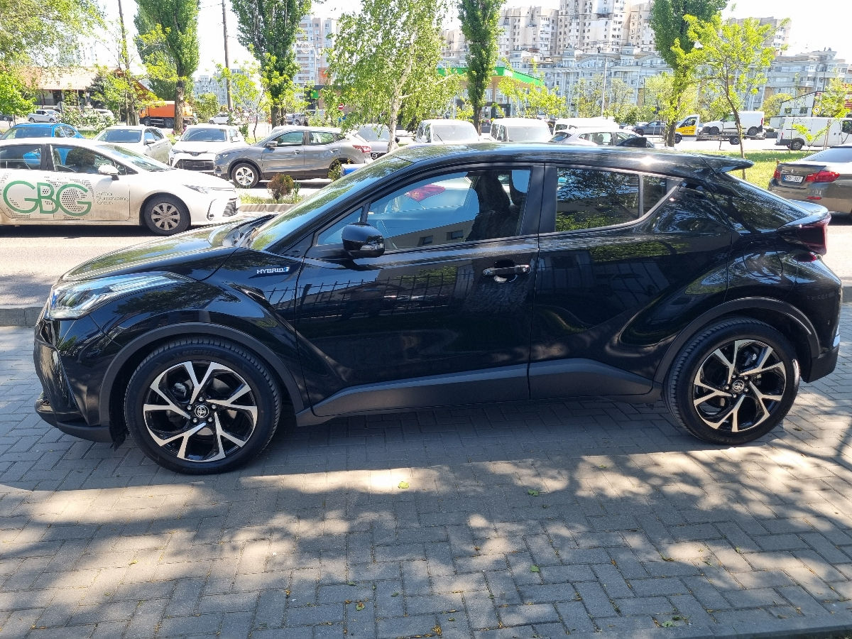 Toyota C-HR 2021 photo 10