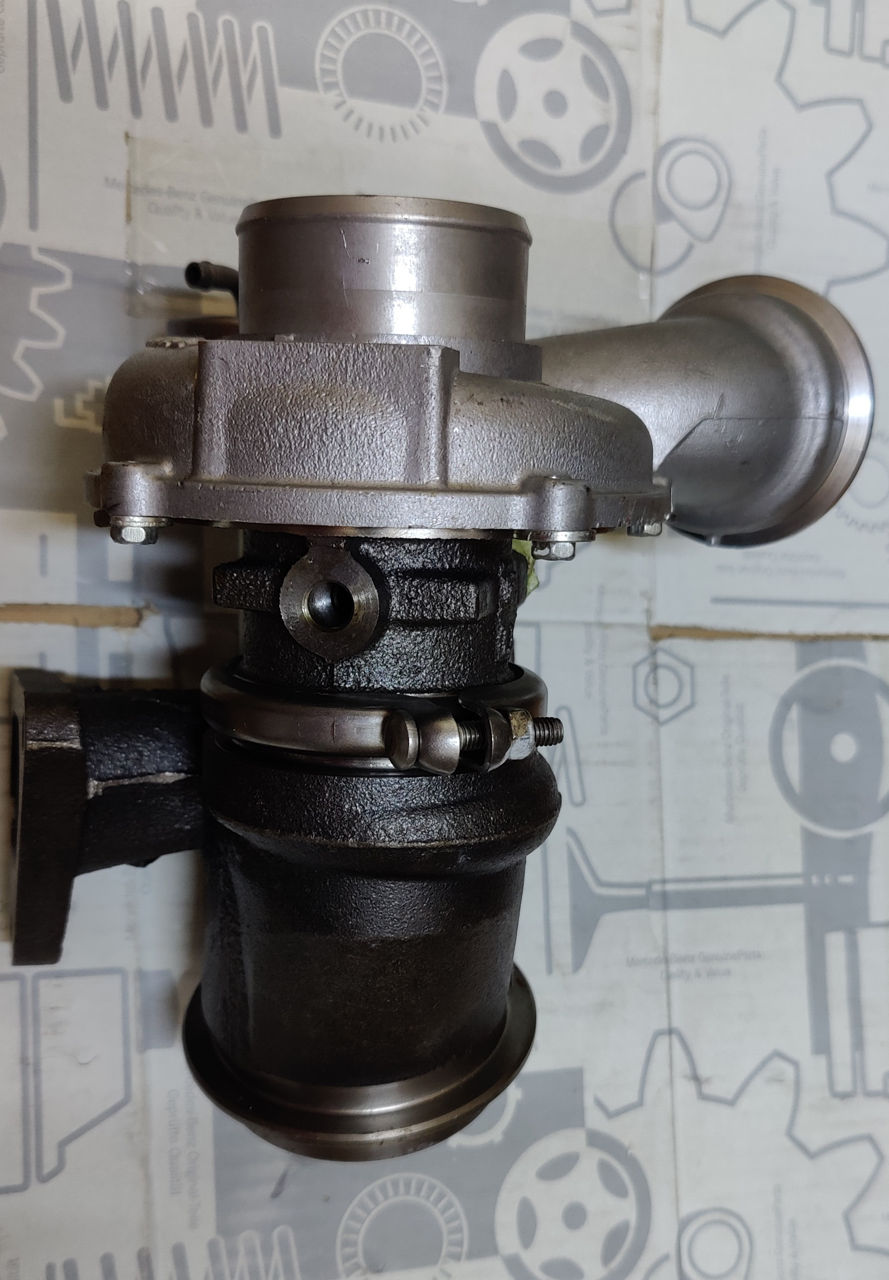 Turbosuflanta , turbină , турбина Mercedes Benz E w211 , E w212, Sprinter 2.2 CDI motor OM646. Nouă! фото 1