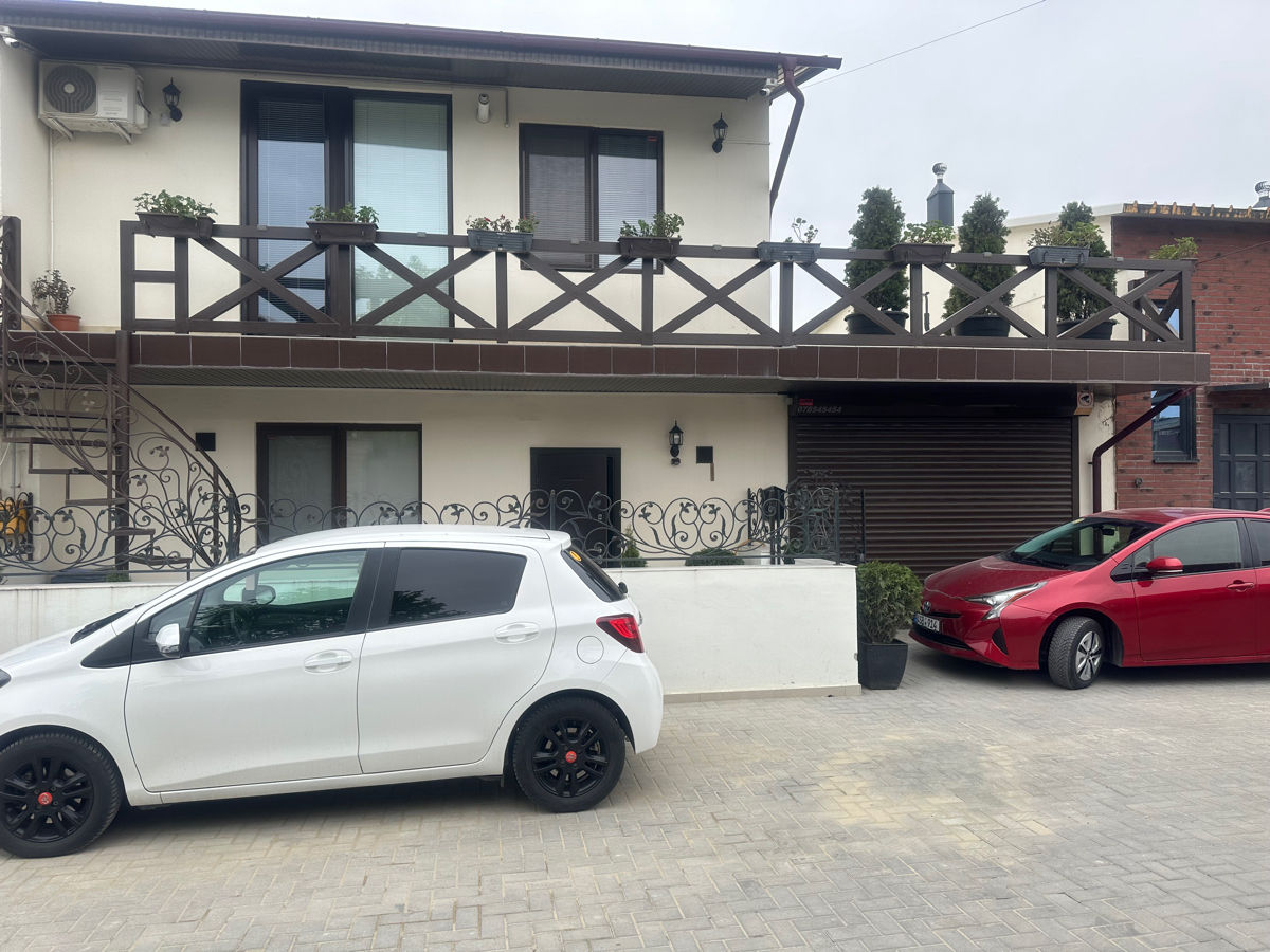 Casa  cu  servis  auto foto 0