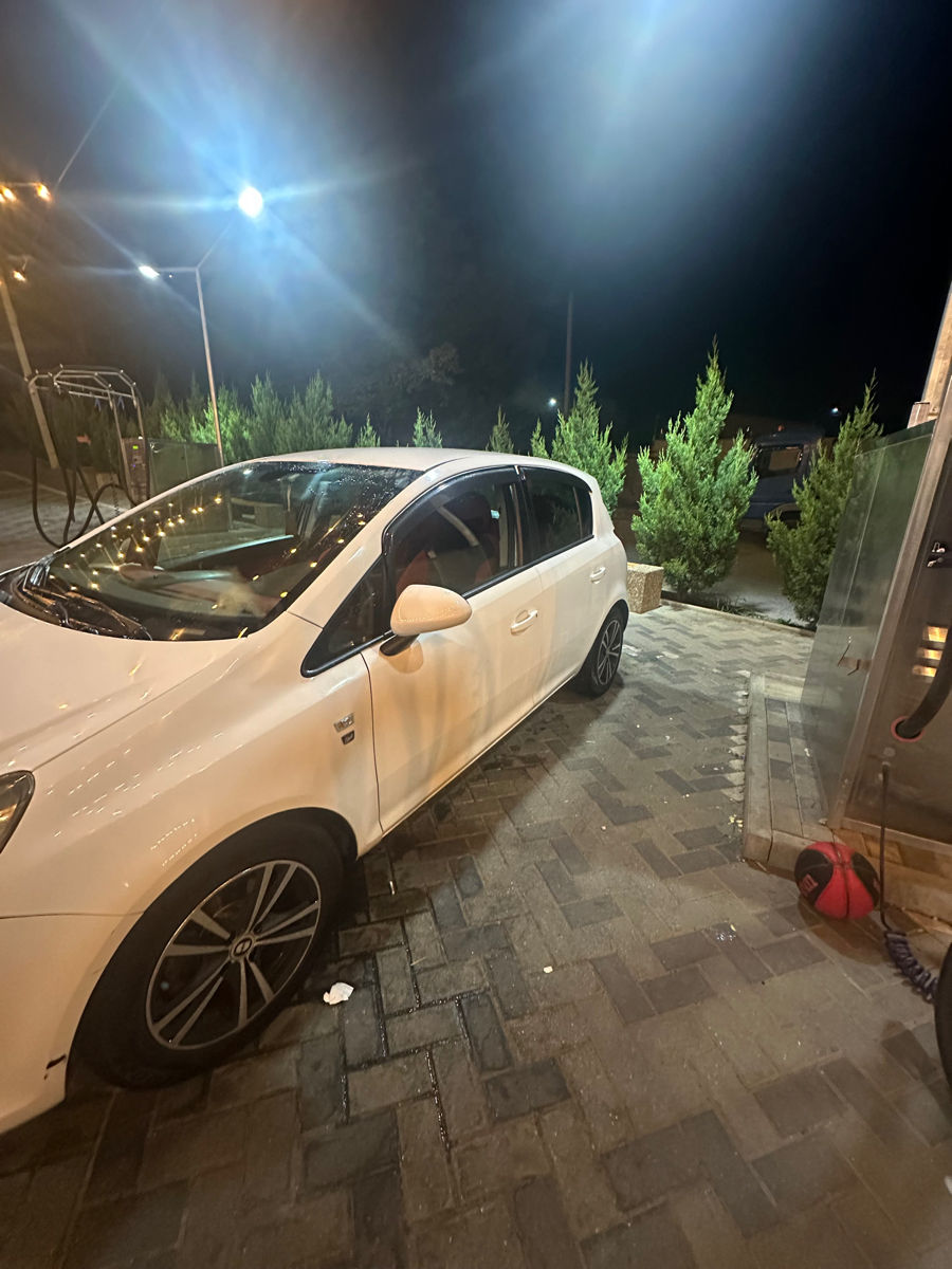 Opel Corsa фото 3
