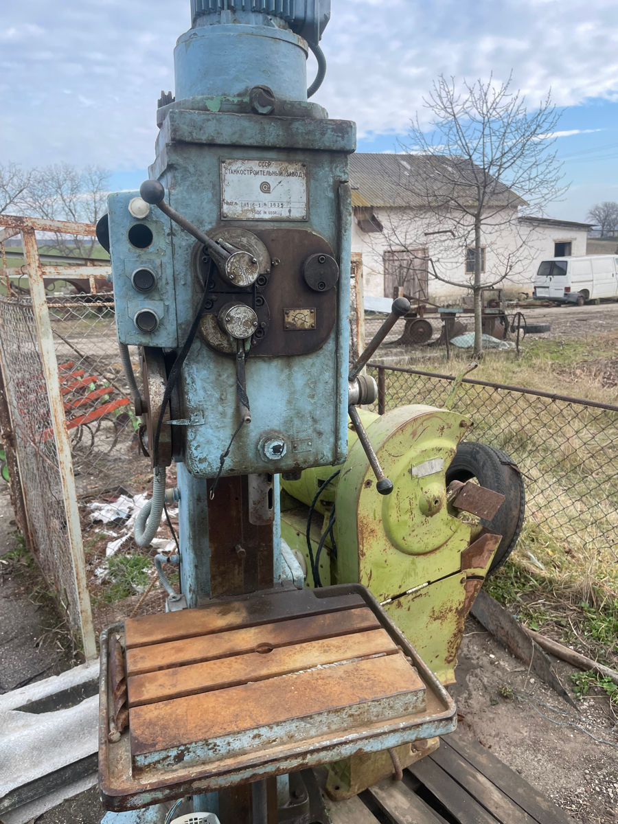 Vând motor electric foto 4