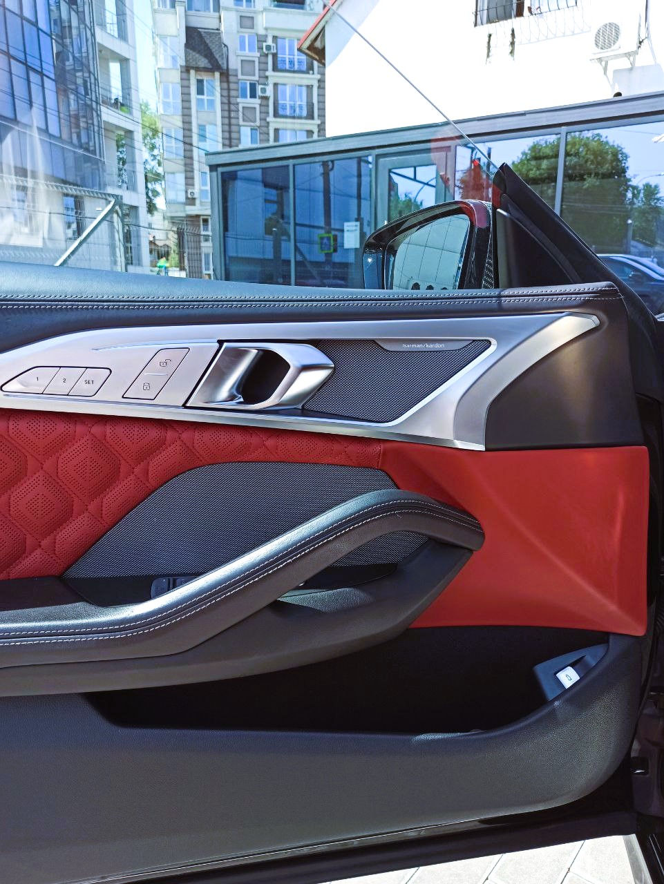 BMW 8 Series foto 11