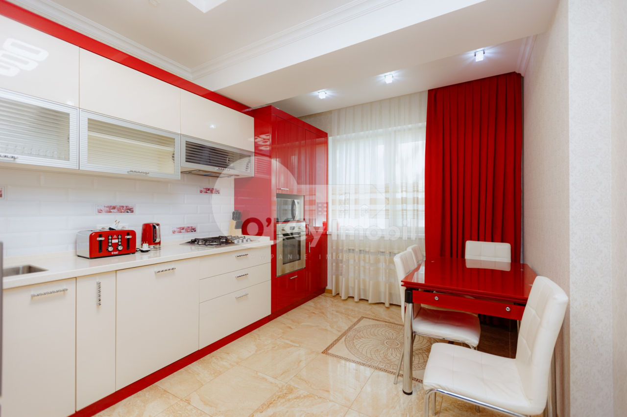 Apartament cu 3 camere, 93 m², Râșcani, Chișinău foto 3