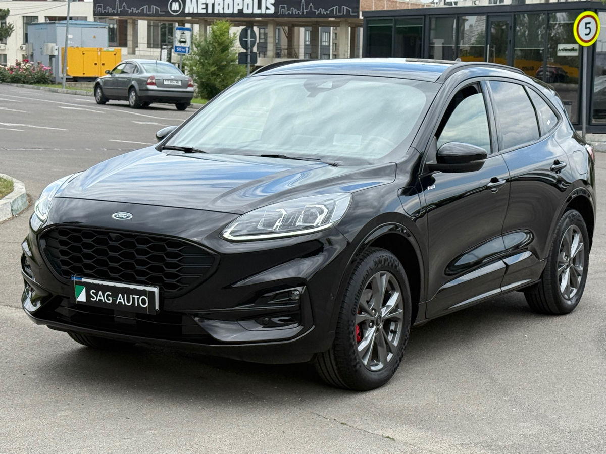 Ford Kuga an. 2023