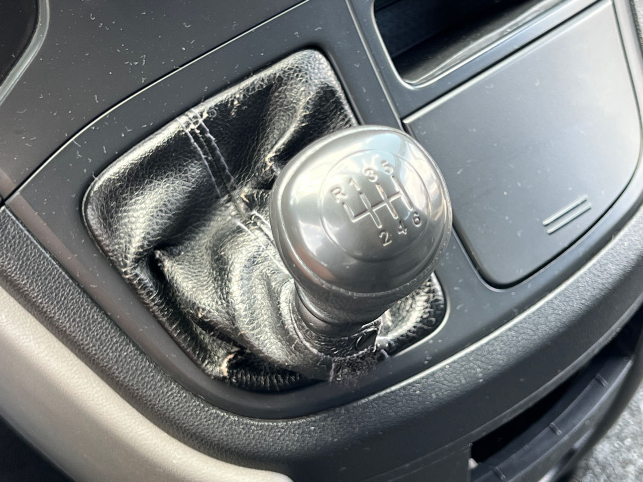 Hyundai H-1 Truck фото 10
