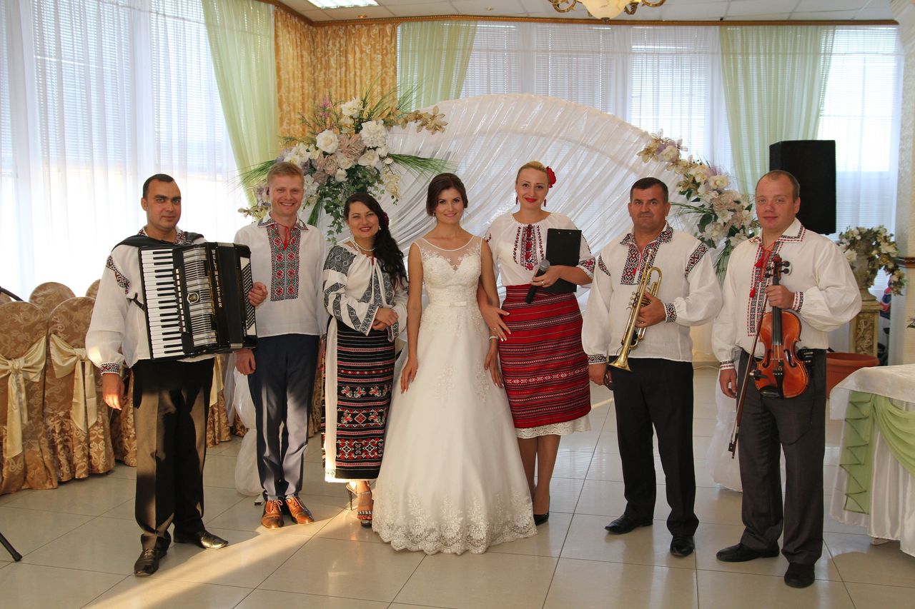 Lautari din Chisinau.Moderatoare.Foto Video. Cele mai bune preturi!