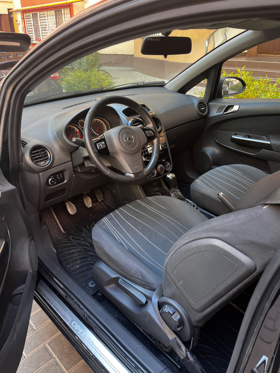 Opel Corsa foto 6
