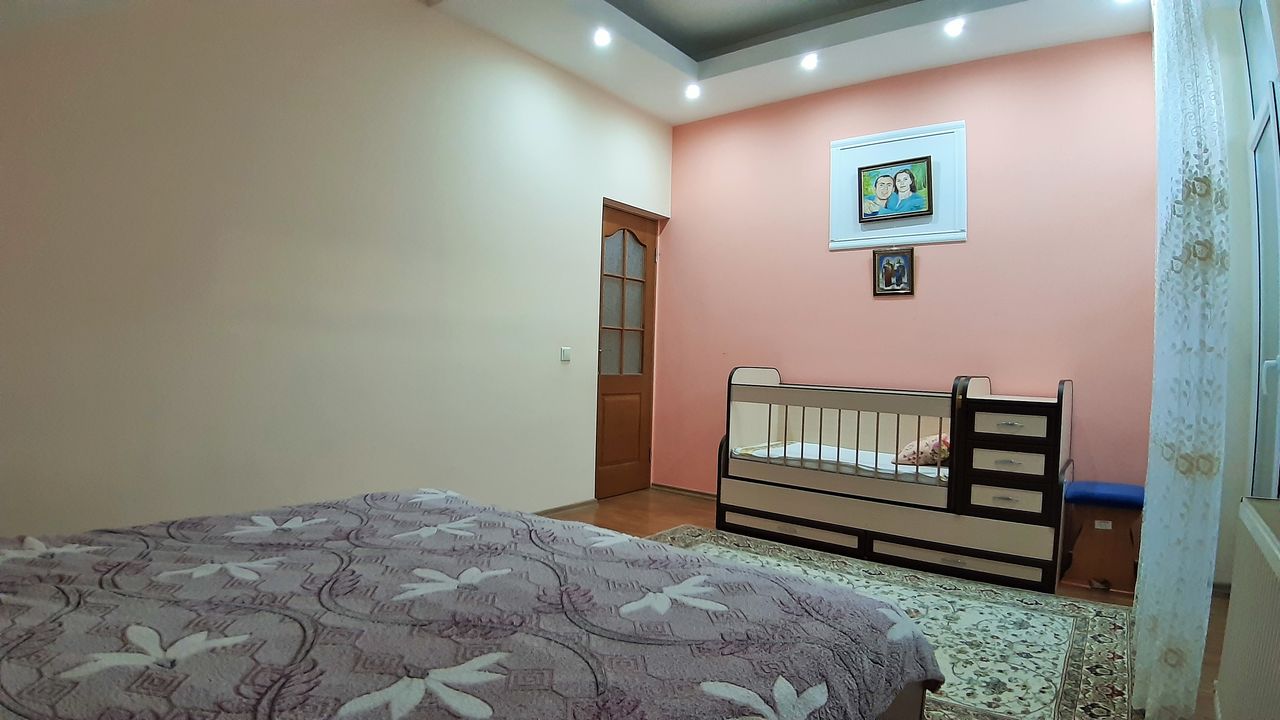 Apartament cu 4 camere, 100 m², Botanica, Chișinău foto 4