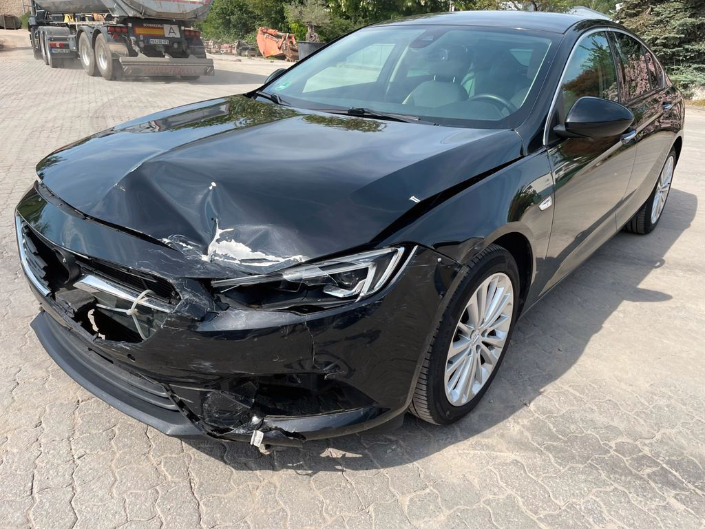 Opel Adam foto 1