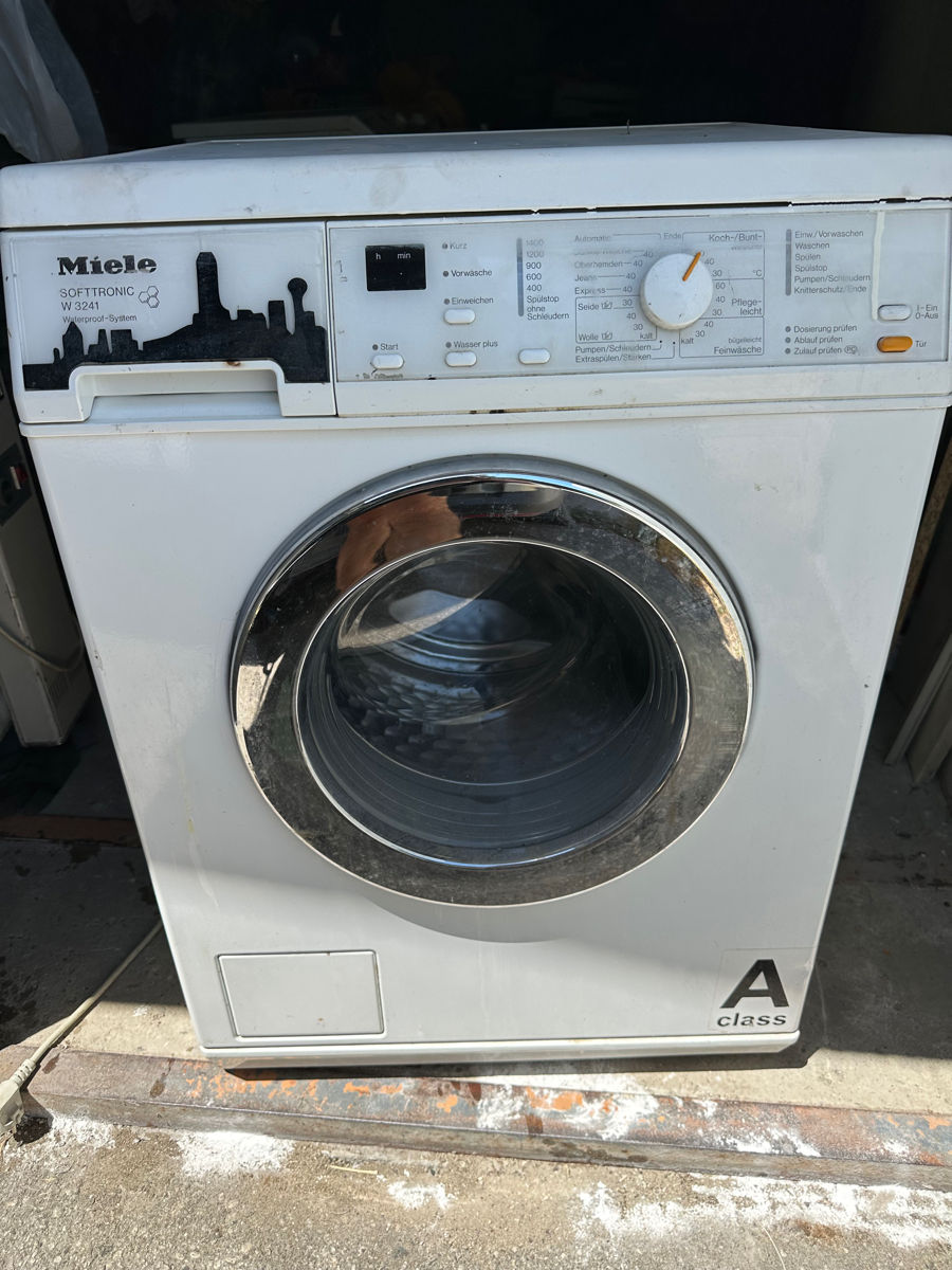 Miele mașina automată de spălat rufe  foto 0