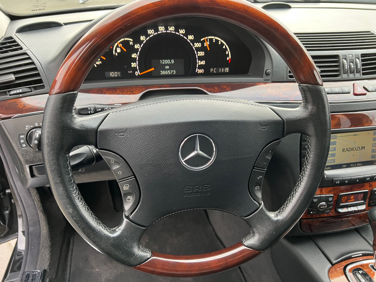 Mercedes S-Class foto 11