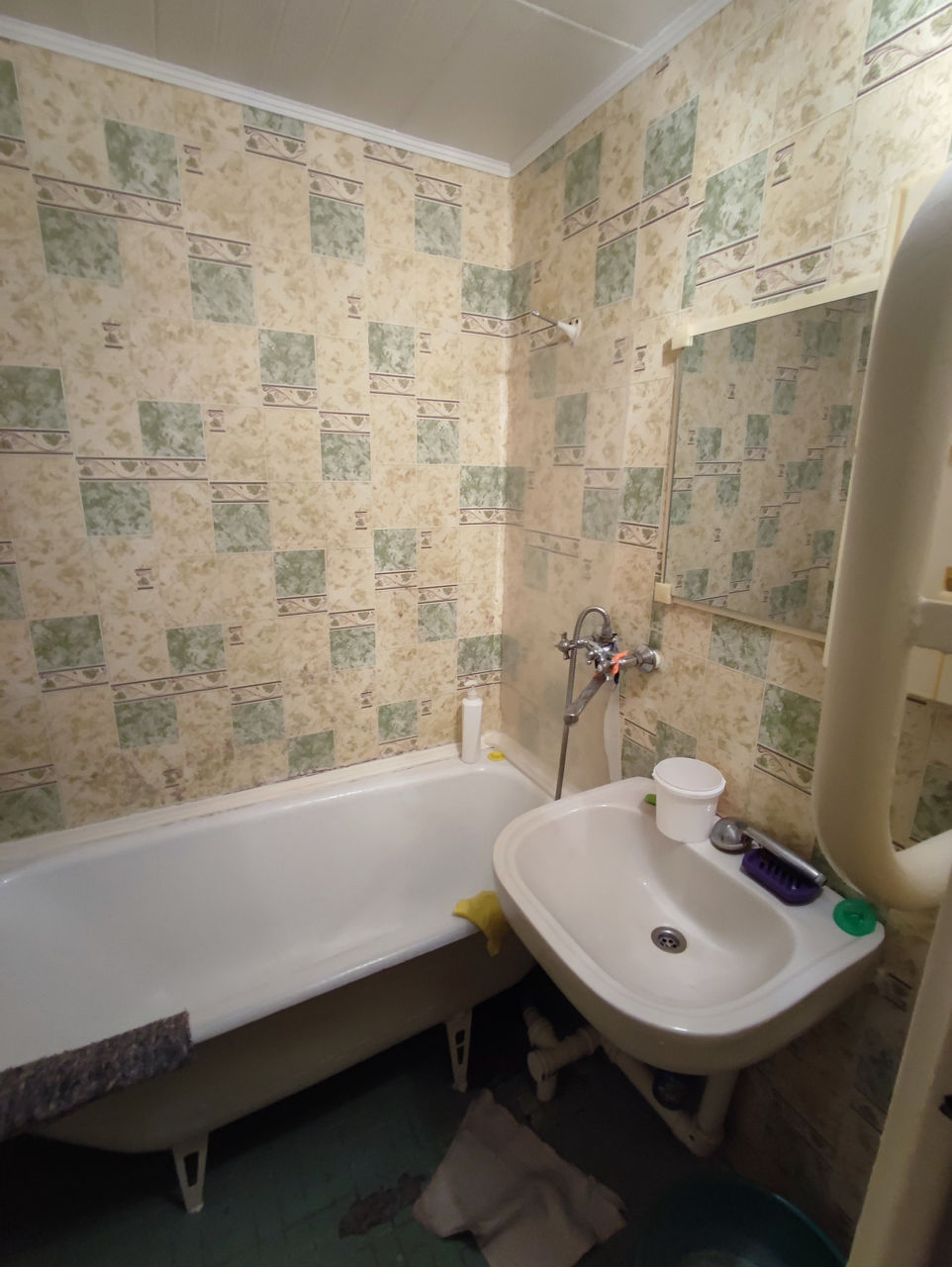 Apartament cu 3 camere, 75 m², 3 etaj
