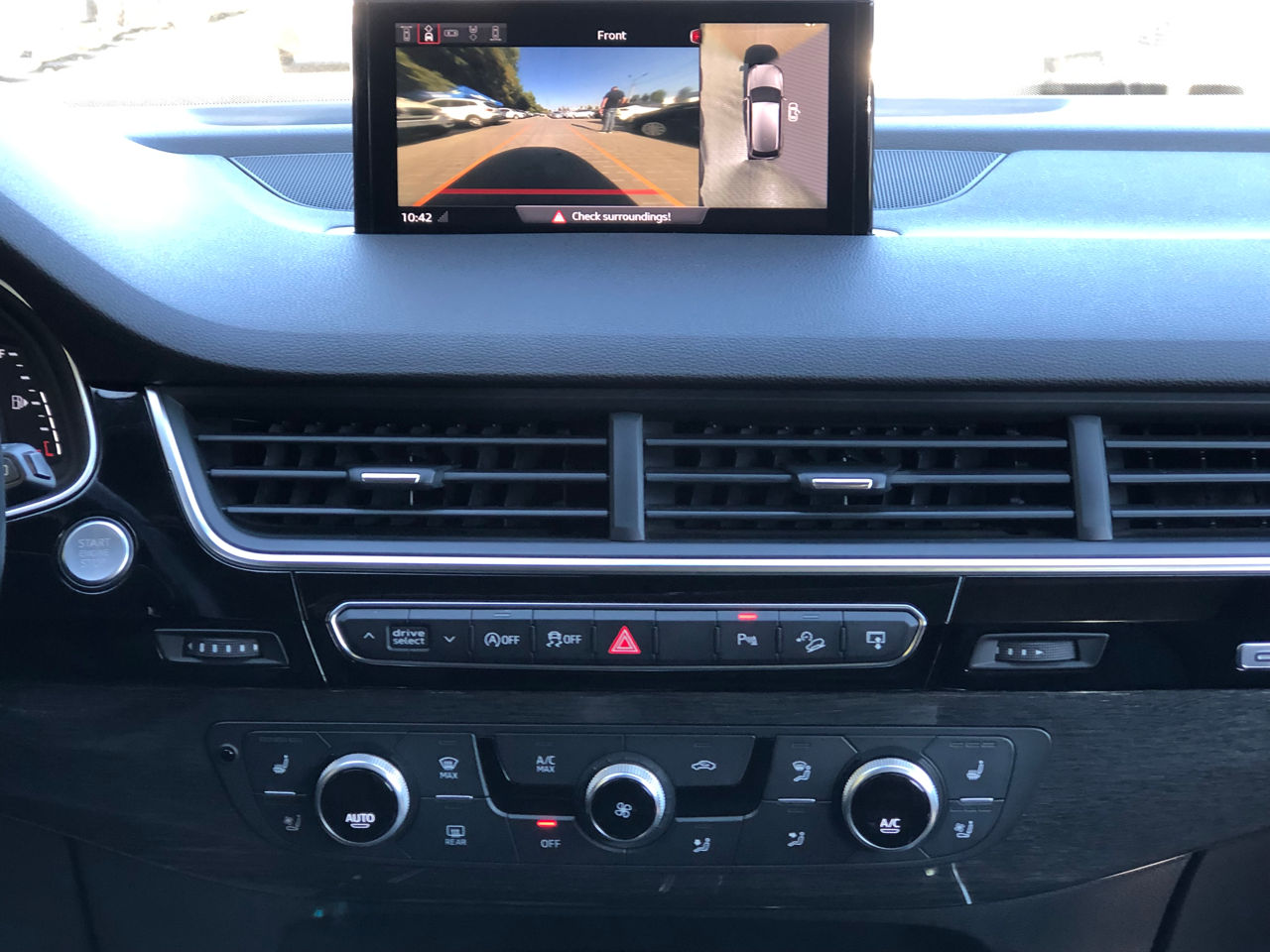Audi Q7 фото 14