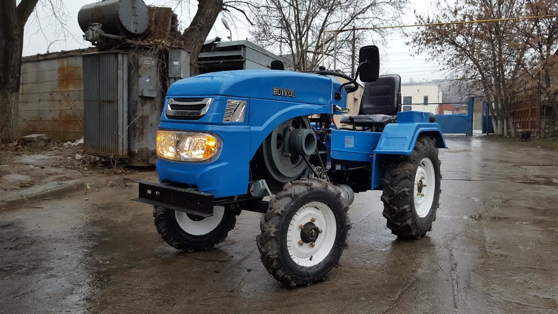 Piata De Tractoare Md 999 incorporatedtione