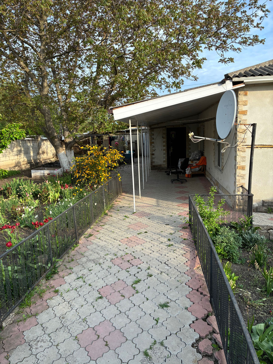 Apartament cu 3 camere,  Centru,  Sadovoe,  Bălți mun.