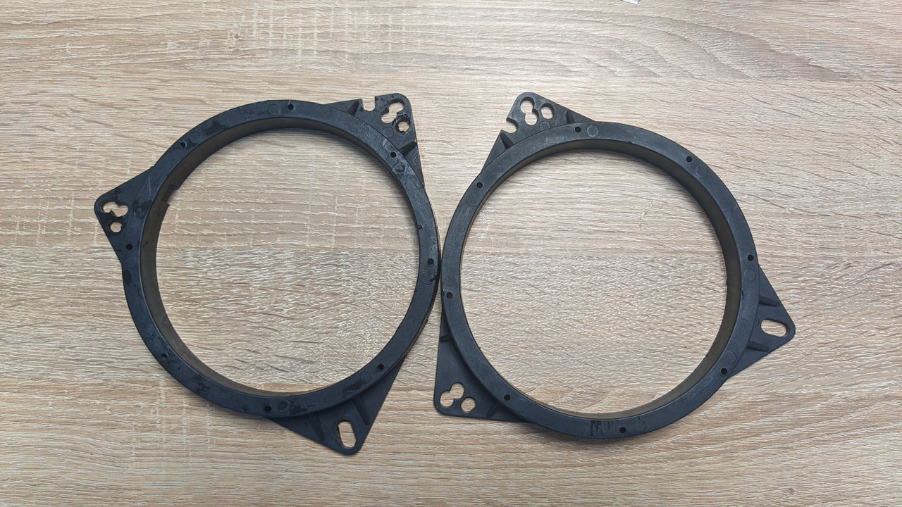 Подиумы-проставки для динамиков Toyota, Nissan, Mazda 16.5"