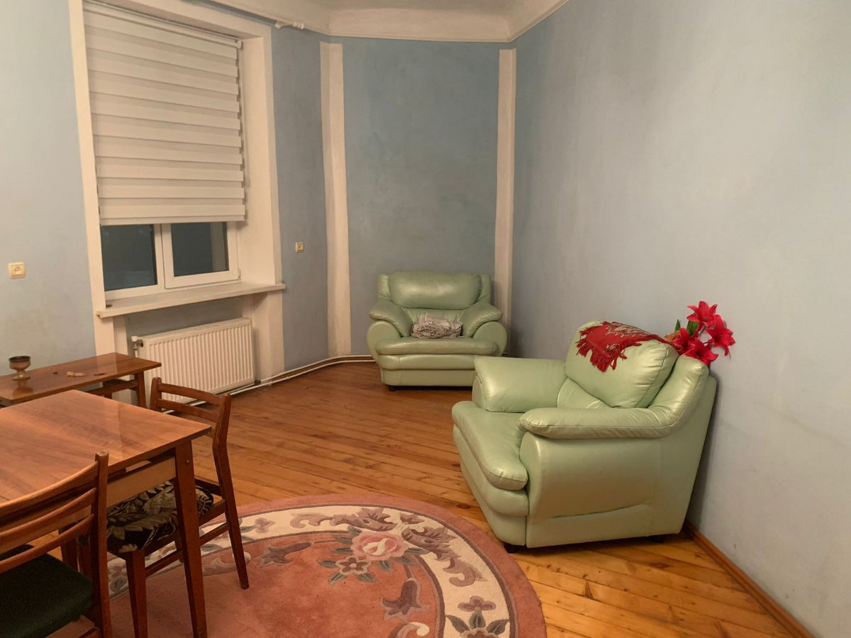 Apartament cu 3 camere,  Centru,  Bălți mun. foto 1