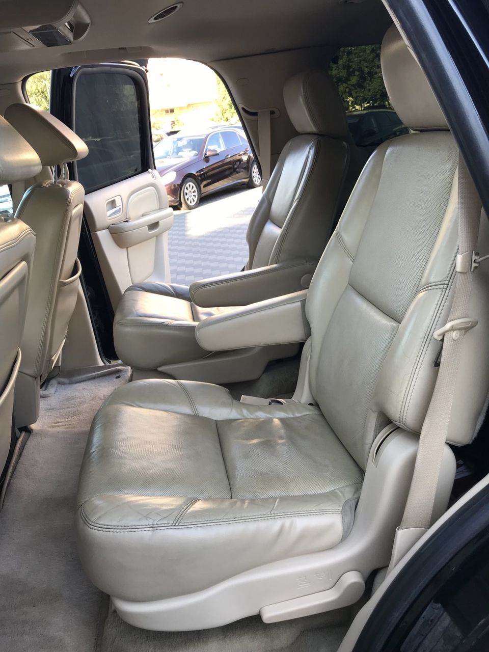Cadillac Escalade foto 16