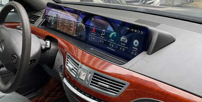 Установка штатных мониторов Mercedes с GPS на Android foto 9