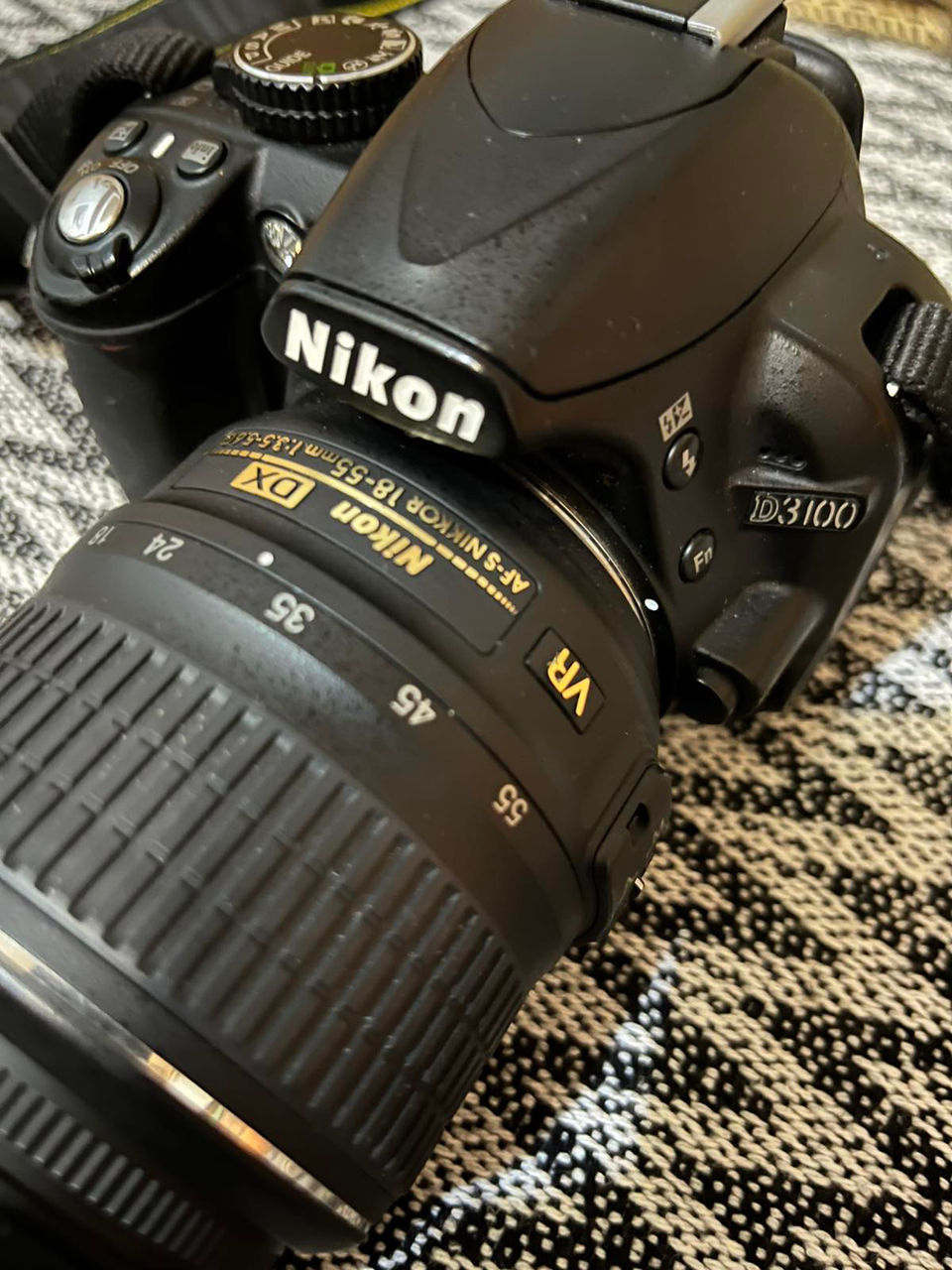 Nikon D3100 foto 0