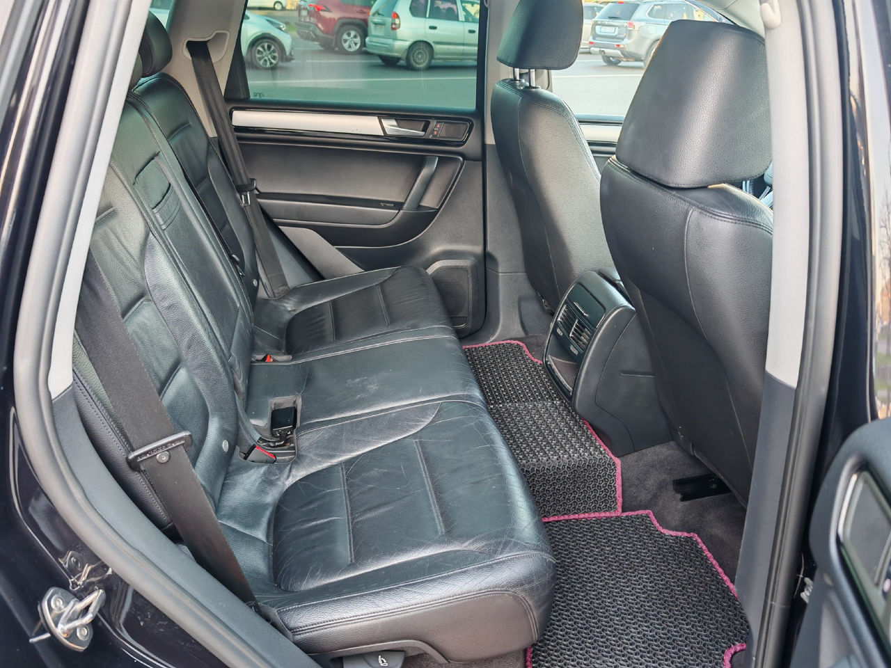 Volkswagen Touareg foto 11