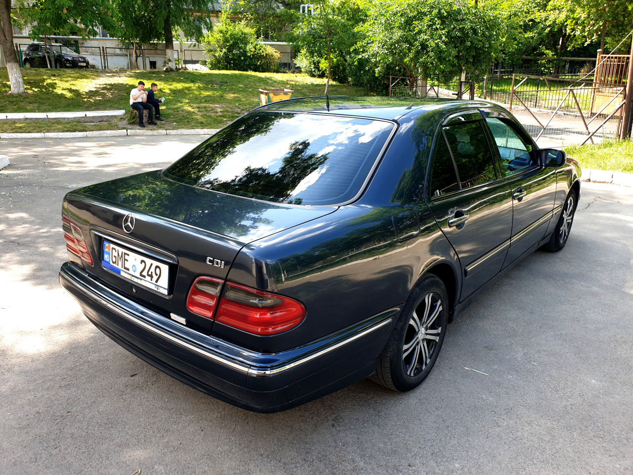 Mercedes E Class foto 10