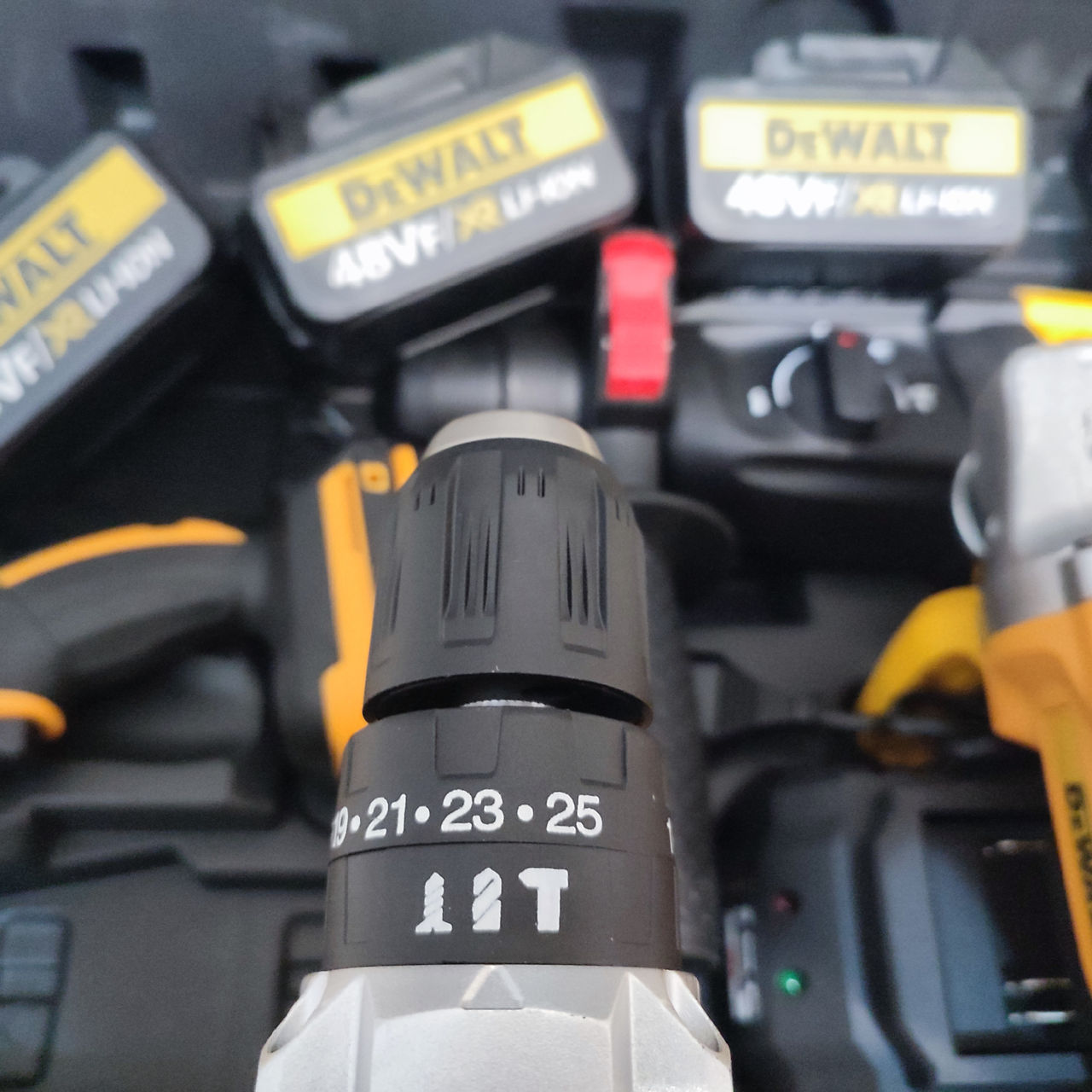 болгарка Dewalt доставка