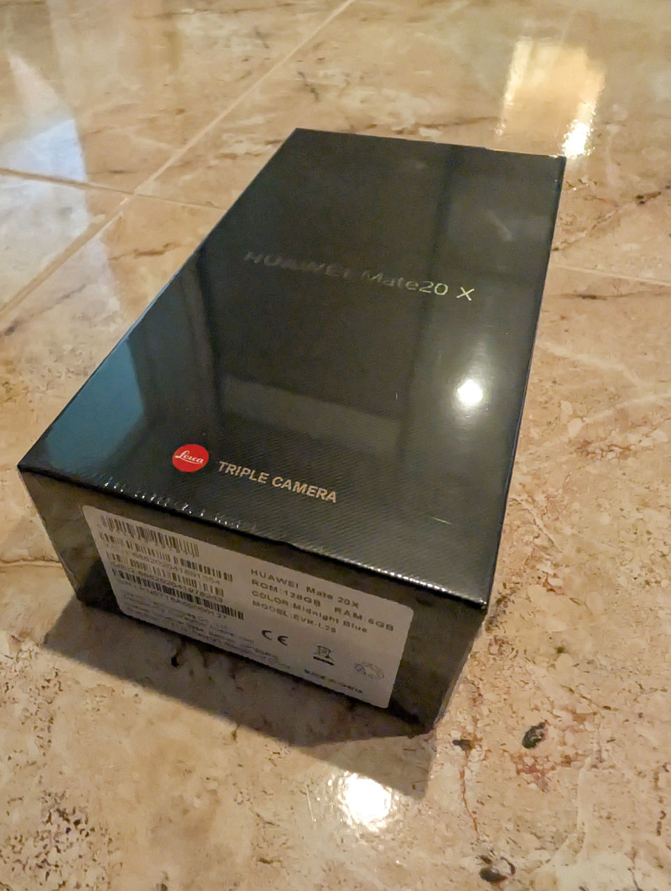 Huawei Mate 20x , Amoled, 7.2", Global, 6/128 фото 0