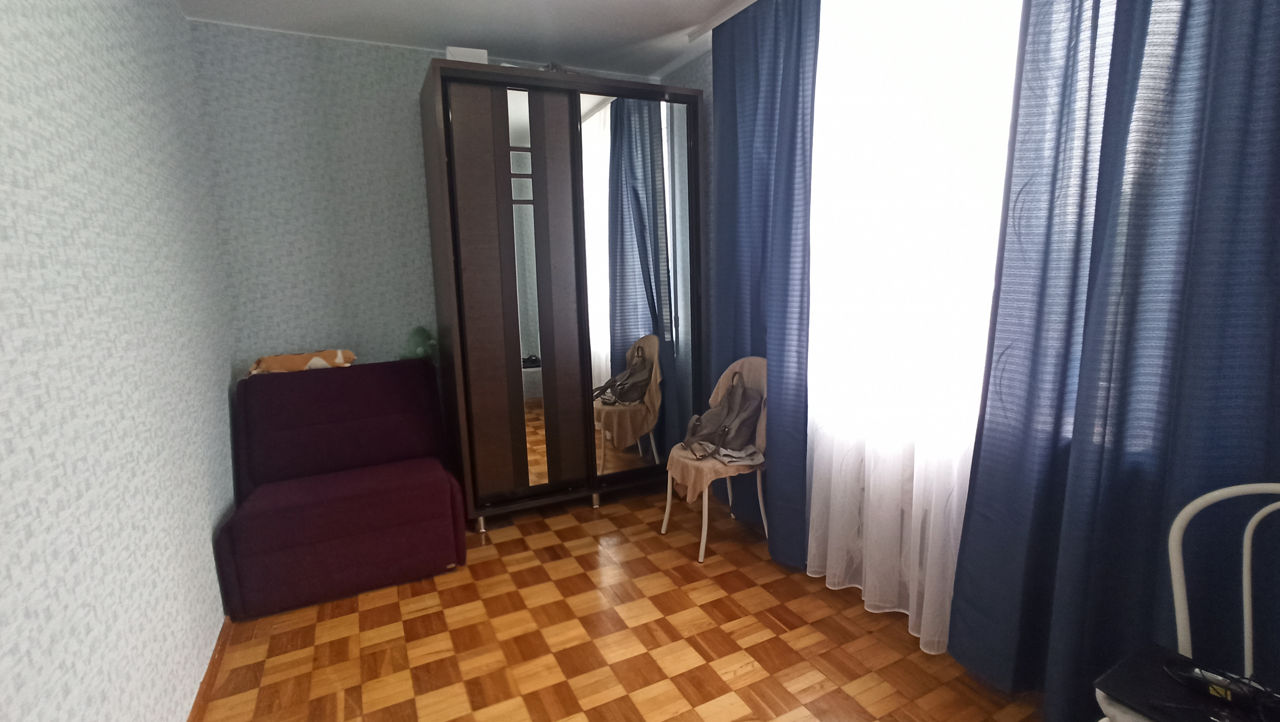 Apartament cu 3 camere, 53 m², Râșcani, Chișinău foto 2