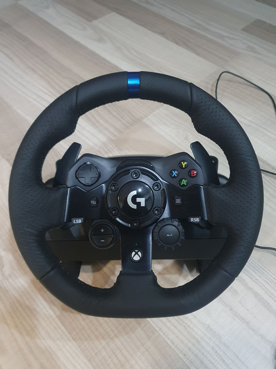 Logitech G923 