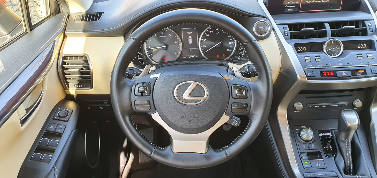 Lexus NX Series foto 8