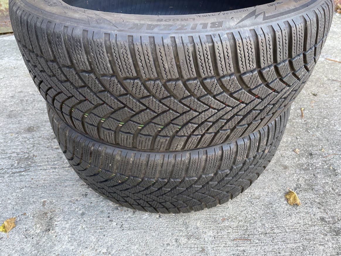 225 45 r18 Bridgestone