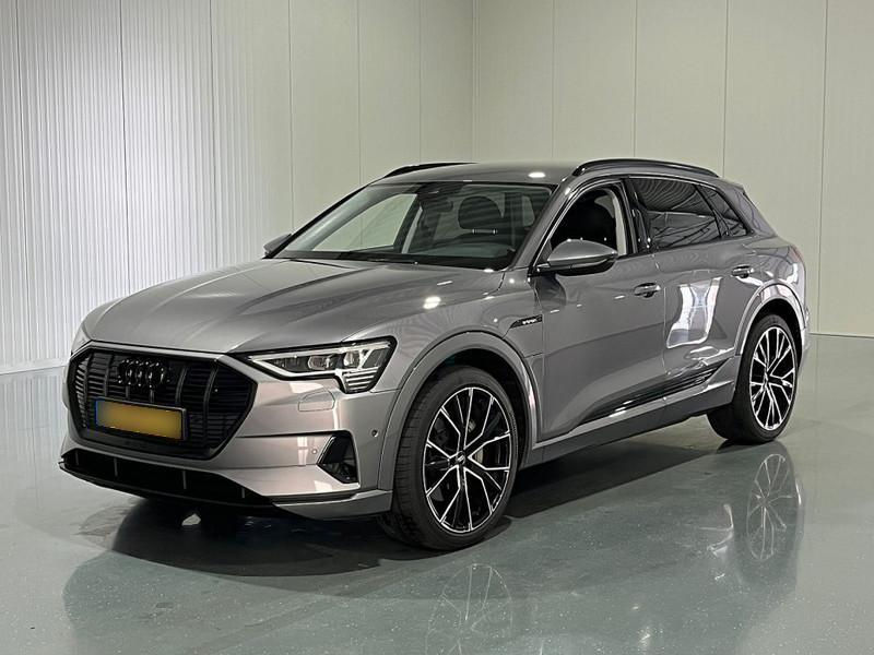 Audi E-tron Sportback foto 2