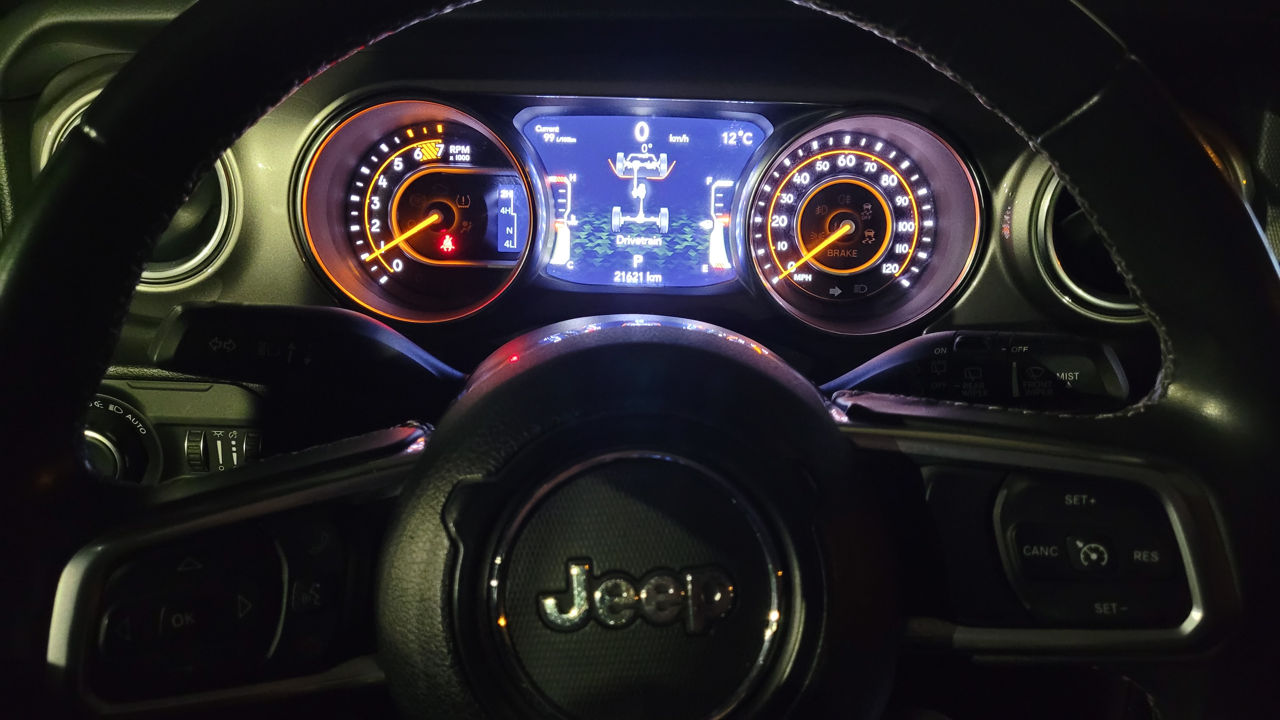 Jeep Wrangler фото 9