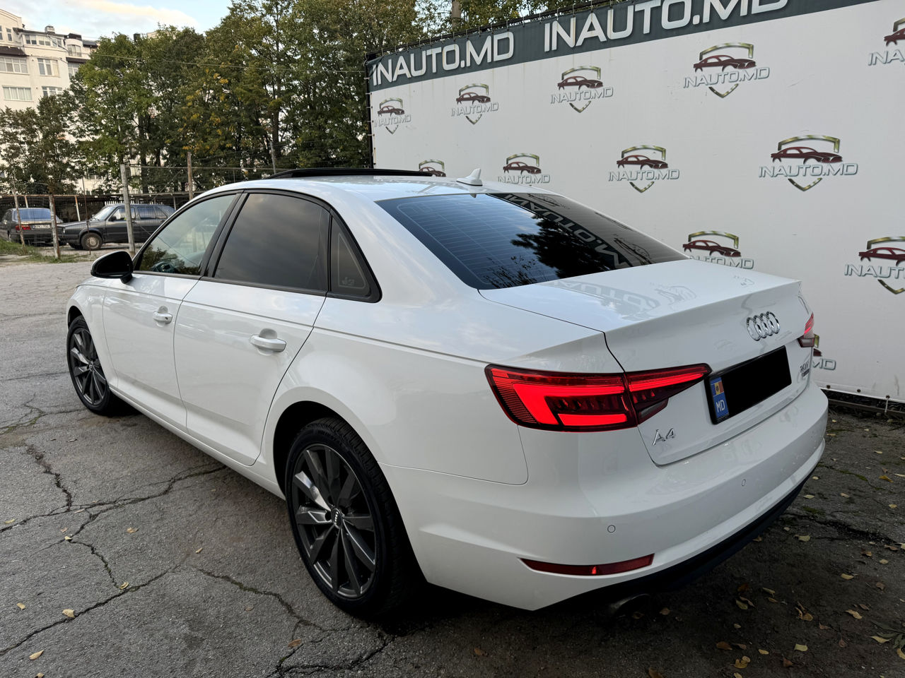 Audi A4 foto 2