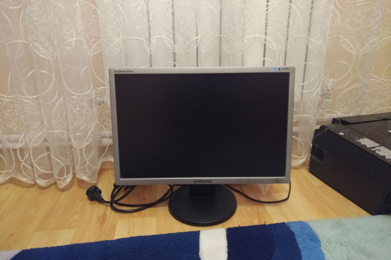 Monitor Samsung SyncMaster 943NW (75 Hz)