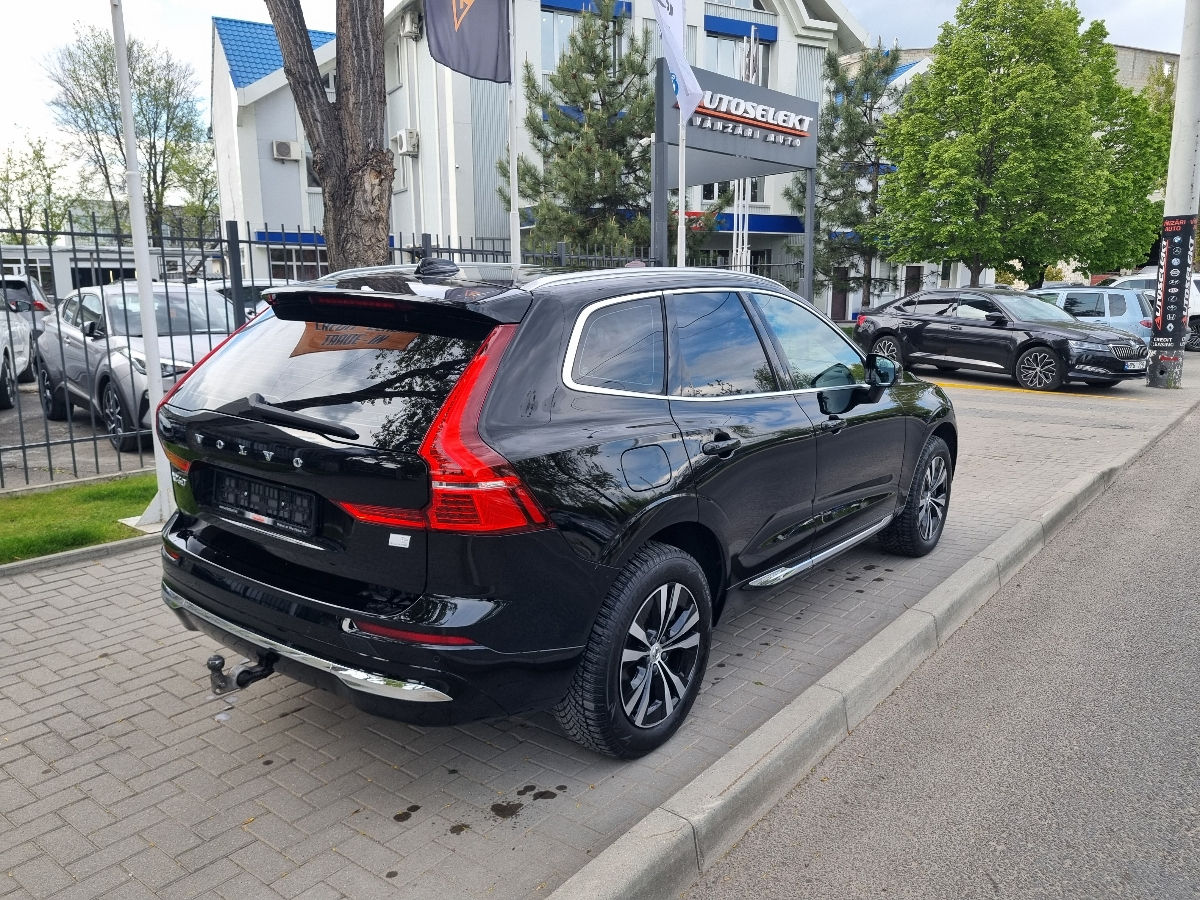 Volvo XC60 2021 photo 5