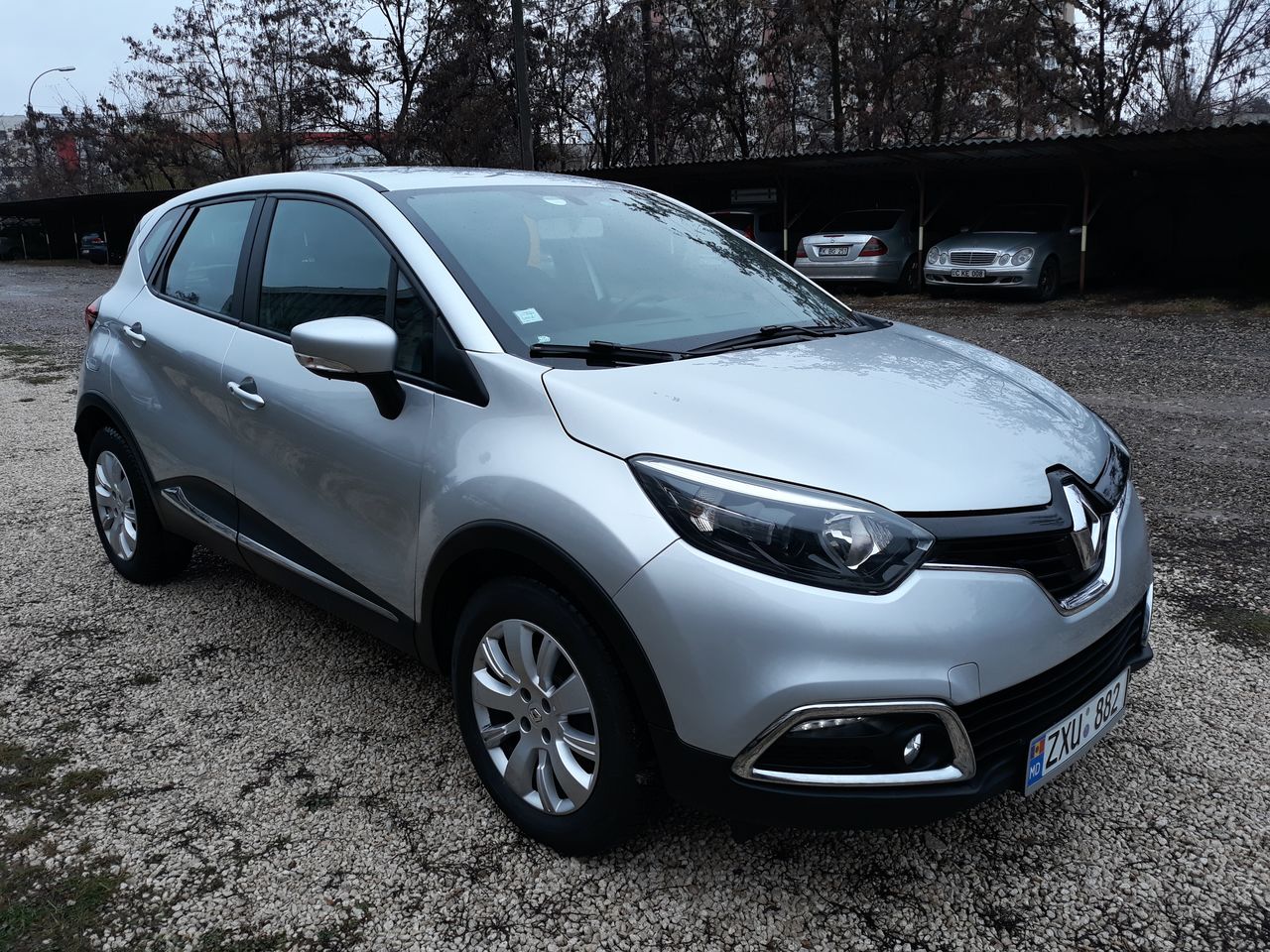 Renault captur фотографии