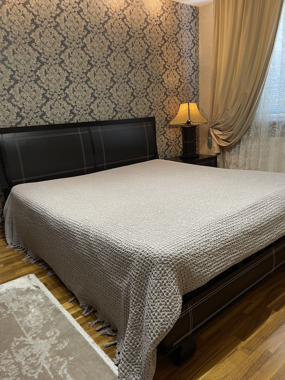 Спальня набор , кровать с матрасом , можно купить все по отдельности