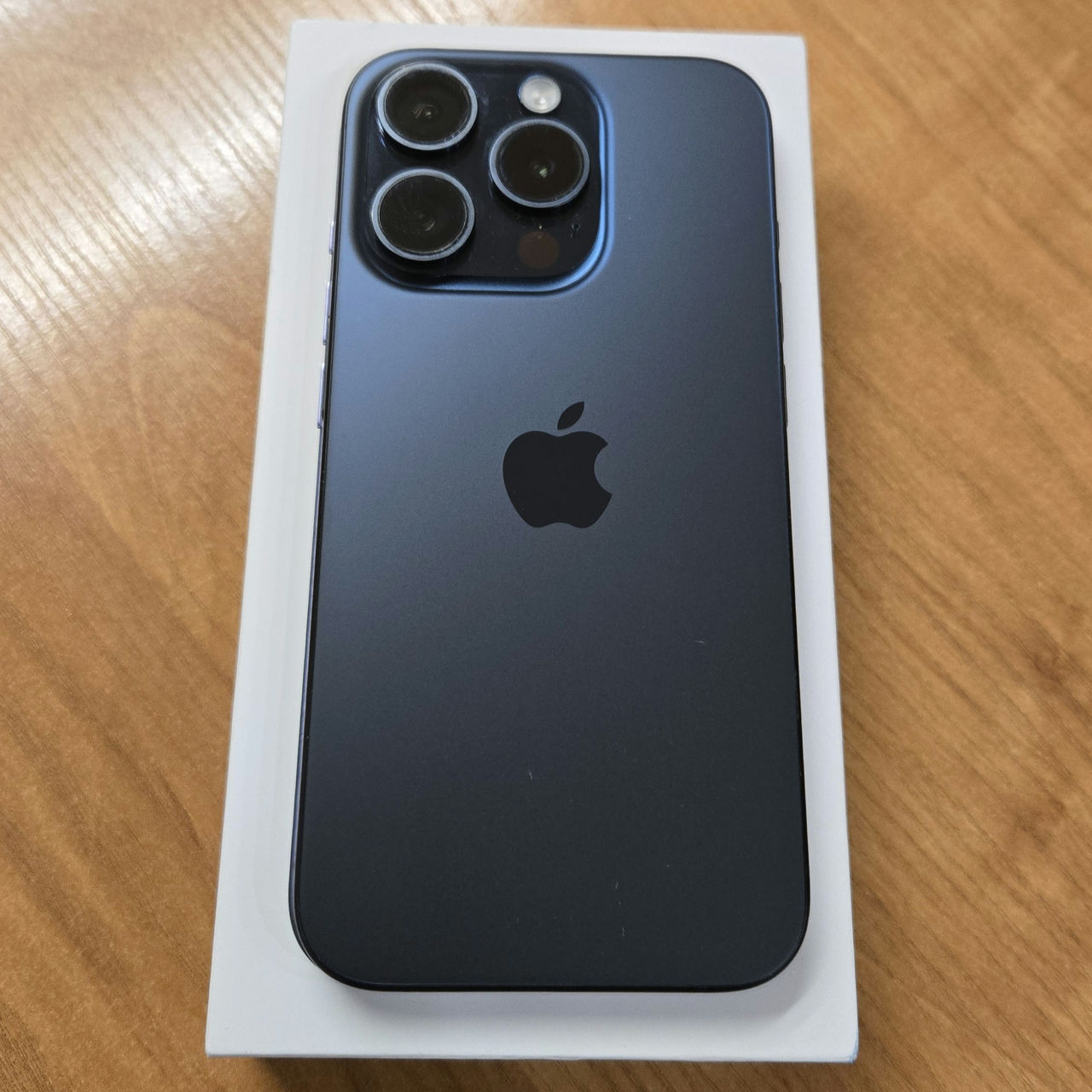 iPhone 15 PRO 256gb E-SIM 96% foto 0