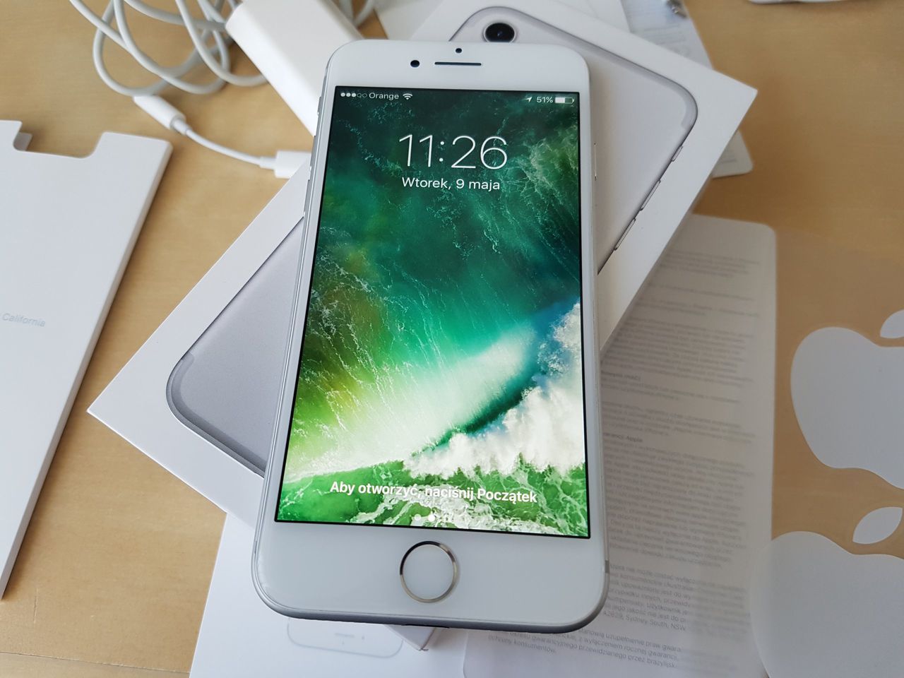 Apple iPhone 7 128GB ( Silver )