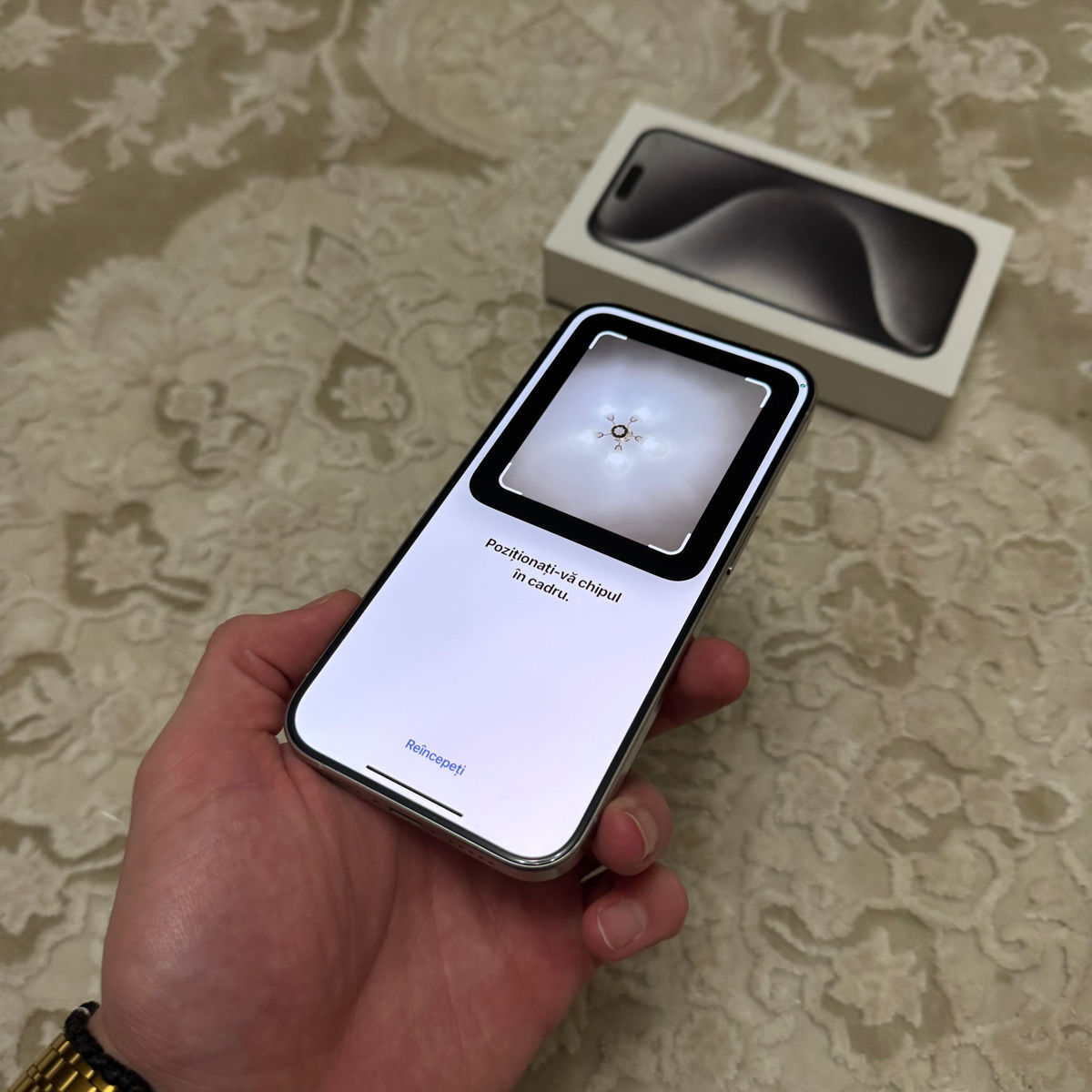 iPhone 15 Pro 128GB White Titanium foto 7