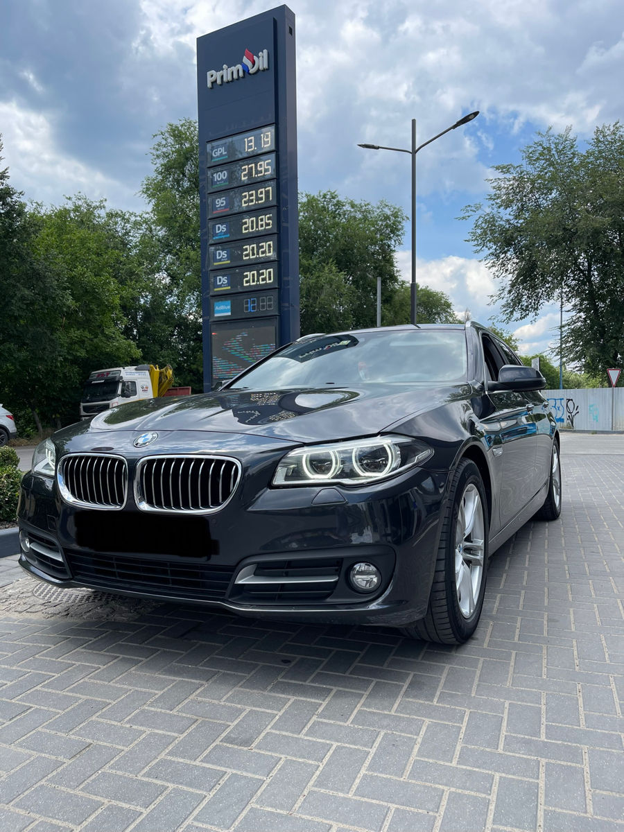 Разбераю BMW f11 n20b20 xDrive foto 0