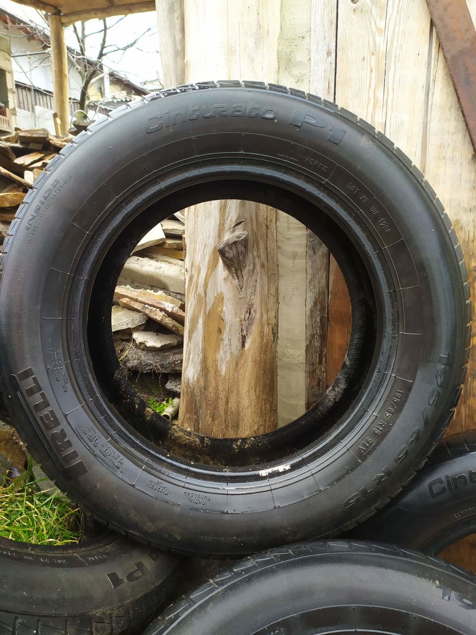 Шины Pirelli Cinturato P1 195/65/R15 Б-У
