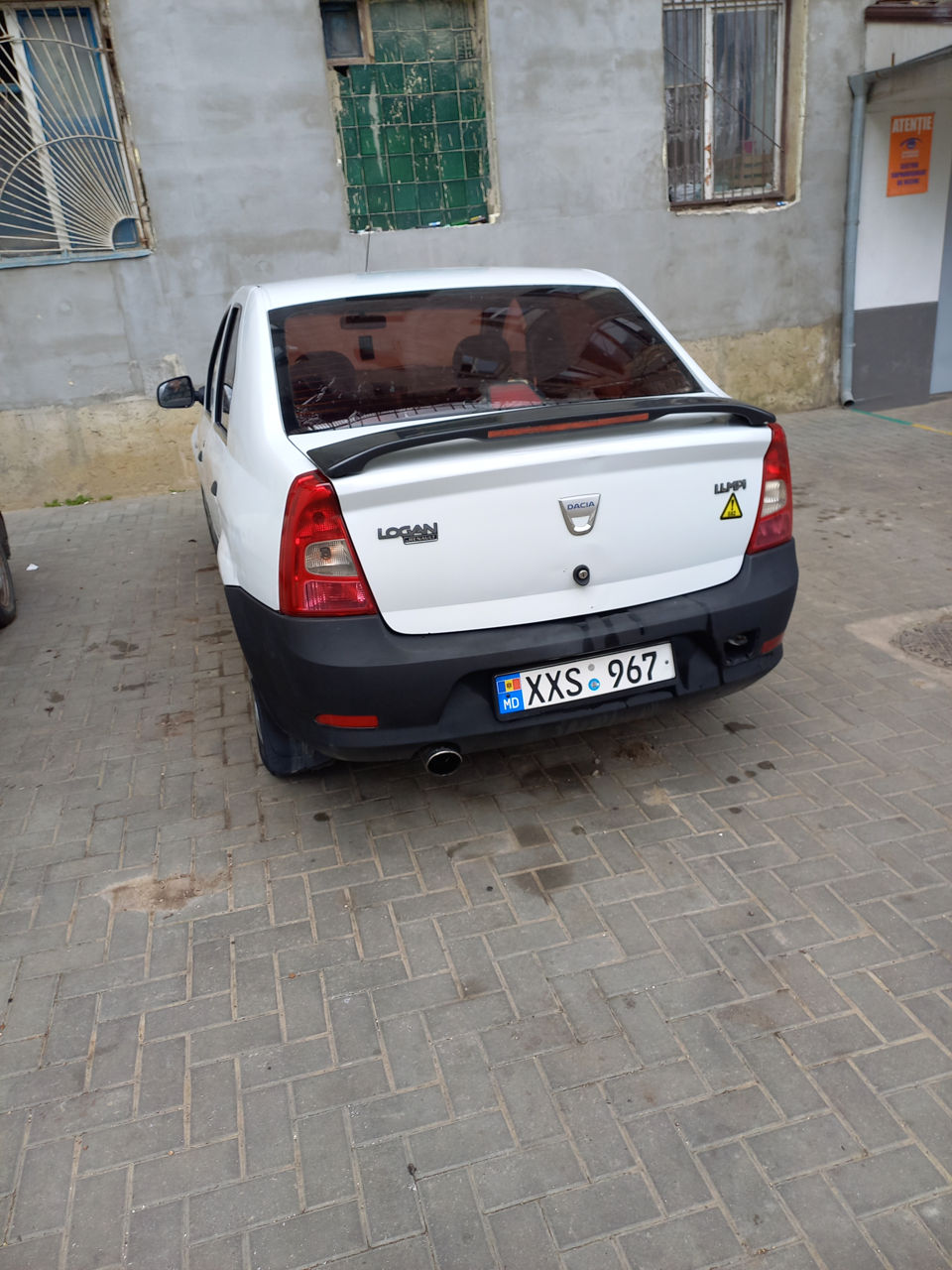 Dacia Logan foto 2